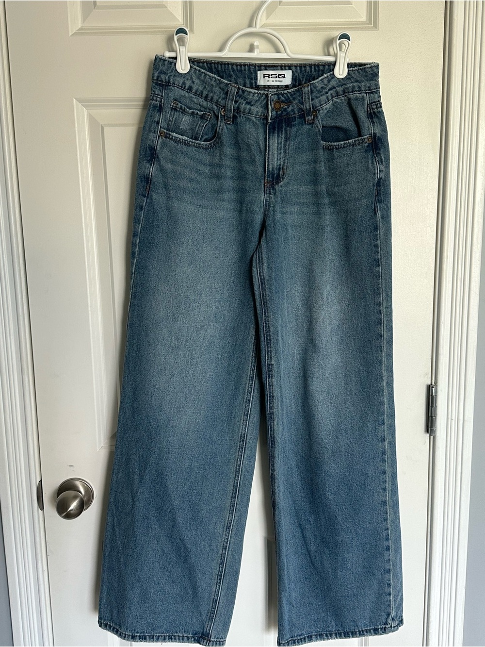 RSQ Low Rise Baggy Jeans Size 26